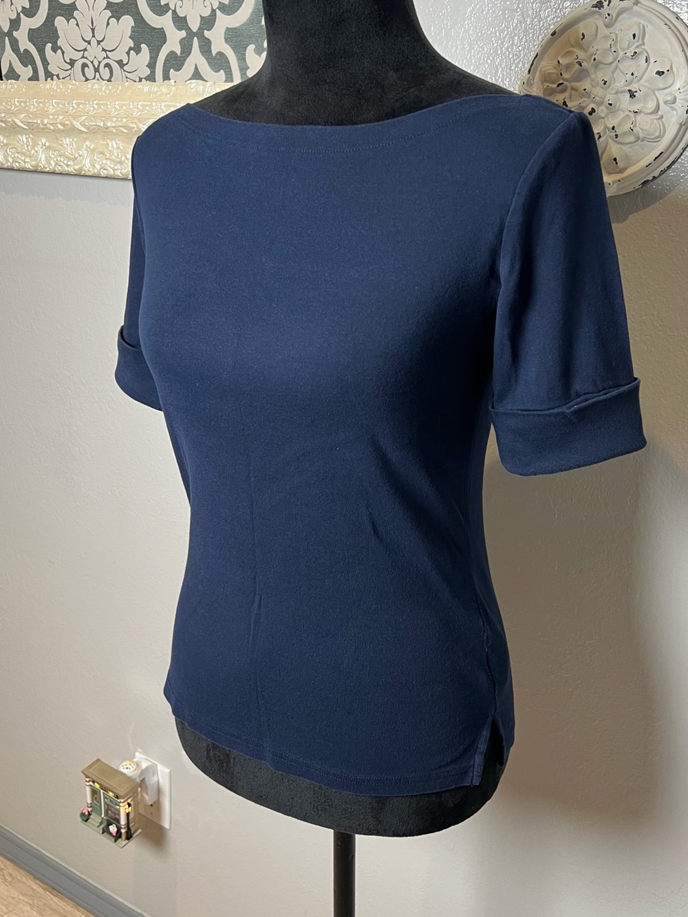 Ralph LaurenClassic Navy Boatneck Women’s Top - Picture 8 of 12